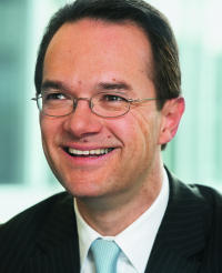 <b>Jürg Rötheli</b> (Foto), CEO von Swisscom Beteiligungen und seit 2001 Mitglied <b>...</b> - Roetheli_Juerg_Swisscom_09